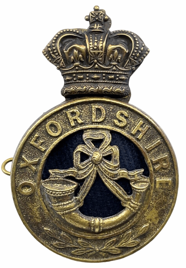 Victorian Oxfordshire Regiment Glengarry Badge J R Gaunt Maker