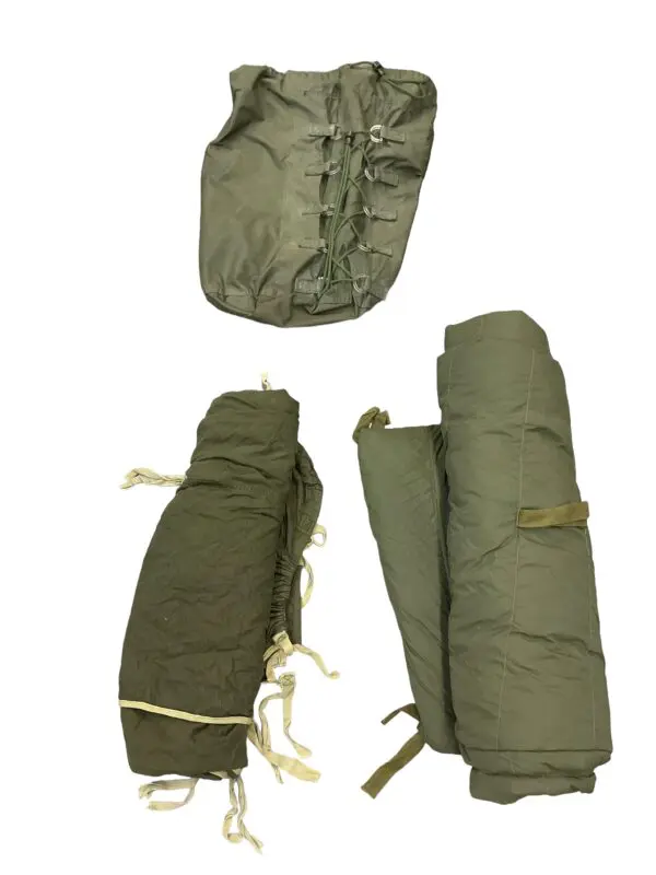 Canadian Forces Arctic Sleeping Bag with Liner and Carrier