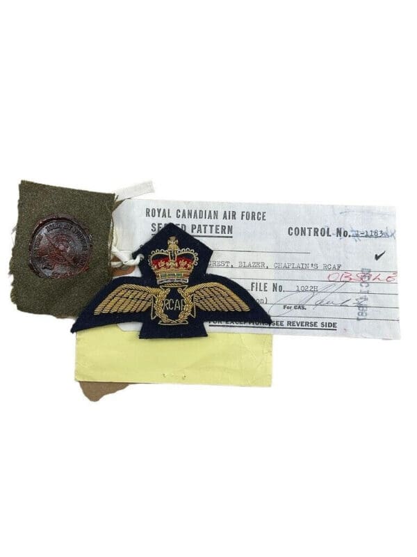 Canadian Forces RCAF Chaplain Blazer Crest Sealed Pattern 1