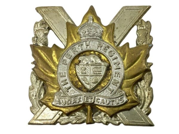 Canadian Perth Regiment Scottish 1949 Pattern Cap Badge