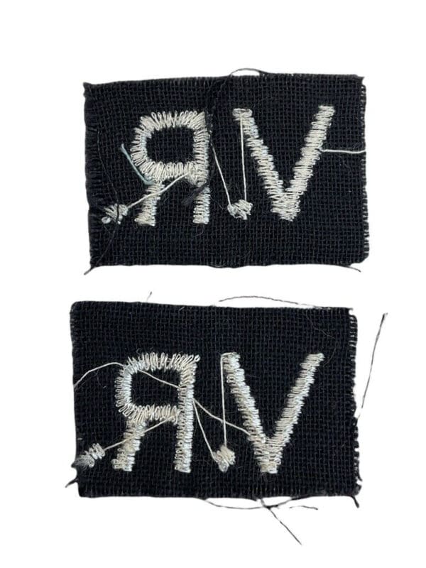 WW2 British RAF Volunteer Reserve VR Shoulder Title Insignia Pair