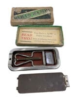 WW2 Canadian British Rolls Razor in Box of Issue