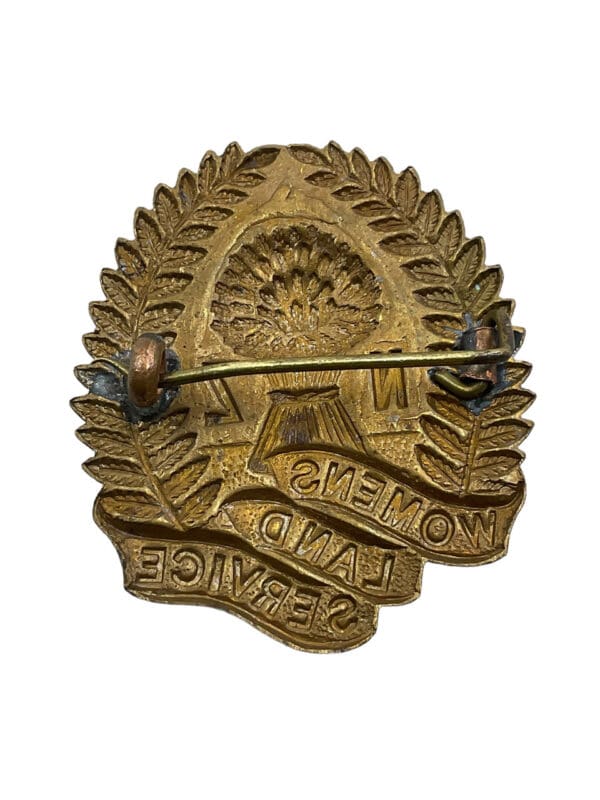 WW2 New Zealand Women's Land Service Cap Badge