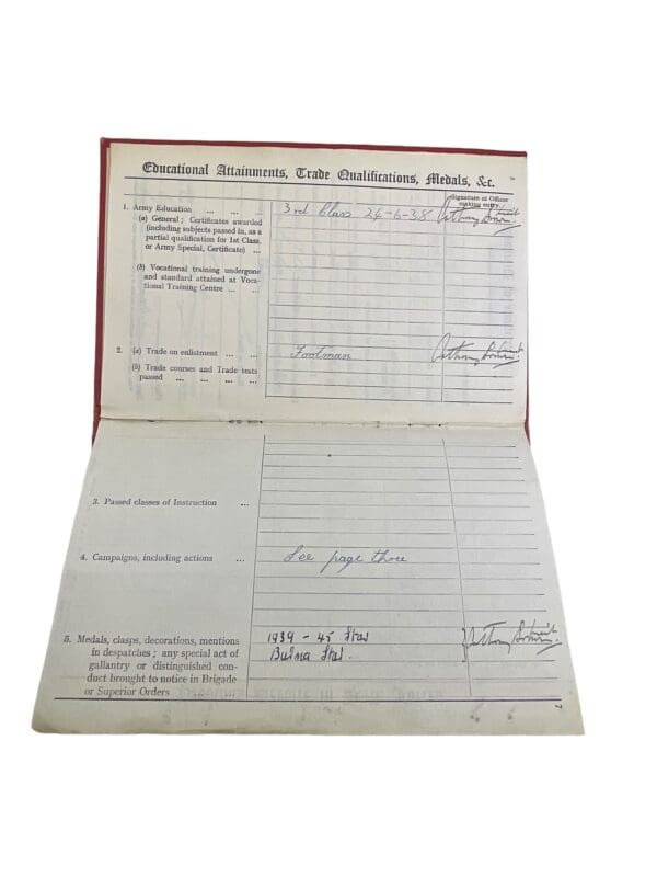 WW2 British Parachute Regiment Gloucestershire Certificate of Service Book - Image 4