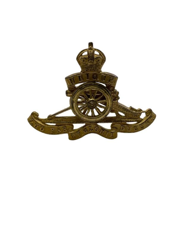 WW2 British Canadian Artillery Officers Gilt Cap Badge