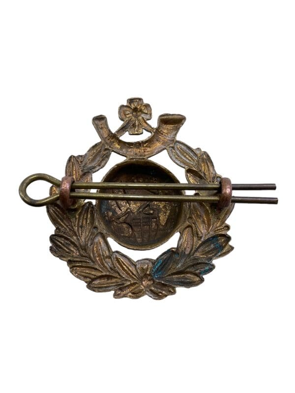 WW2 British Royal Marines Light Infantry RMLI Cap Badge