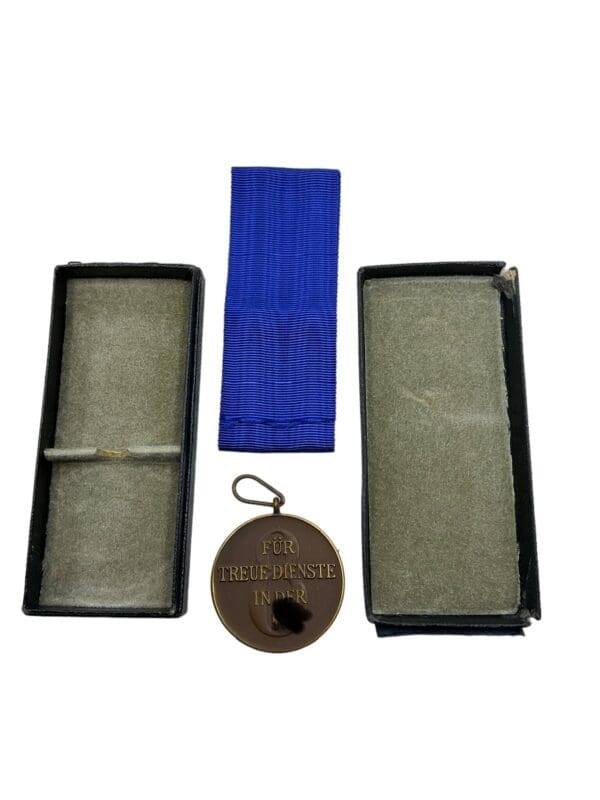 WW2 German 8 Year SS Long Service Medal in Box - Image 3