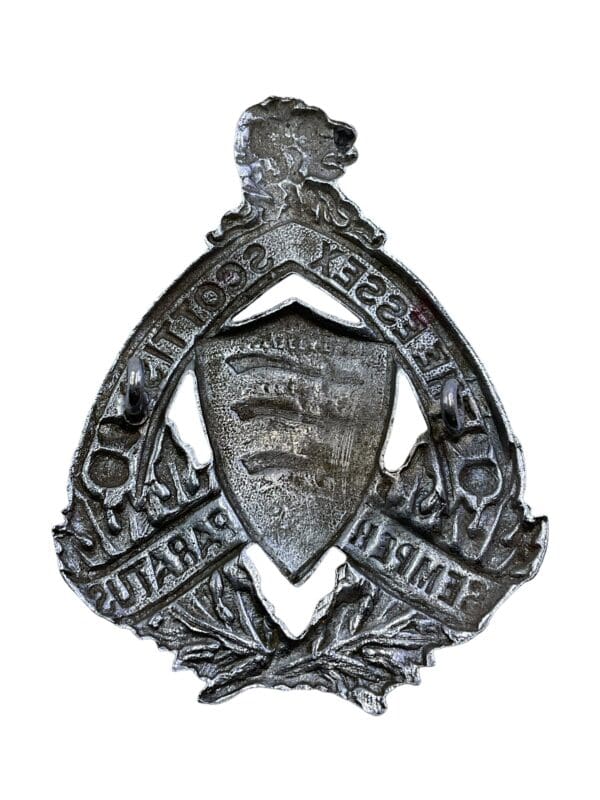 WW2 Canadian Essex Scottish Regiment Pipe Band Cap Badge