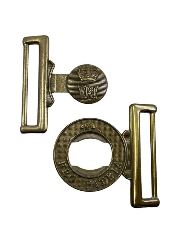 Royal Canadian Regiment Brass Belt Buckle - Image 3