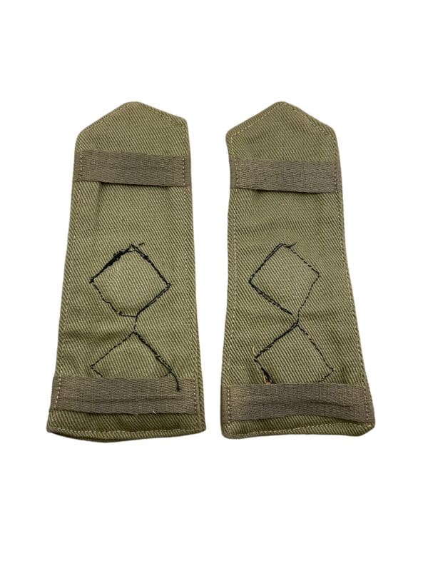 WW2 Canadian Army Tropical Lt Rank Shoulder Boards Slip On