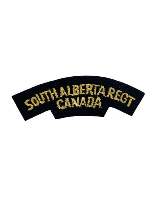 WW2 Canadian South Alberta Regiment Shoulder Title Insignia Single