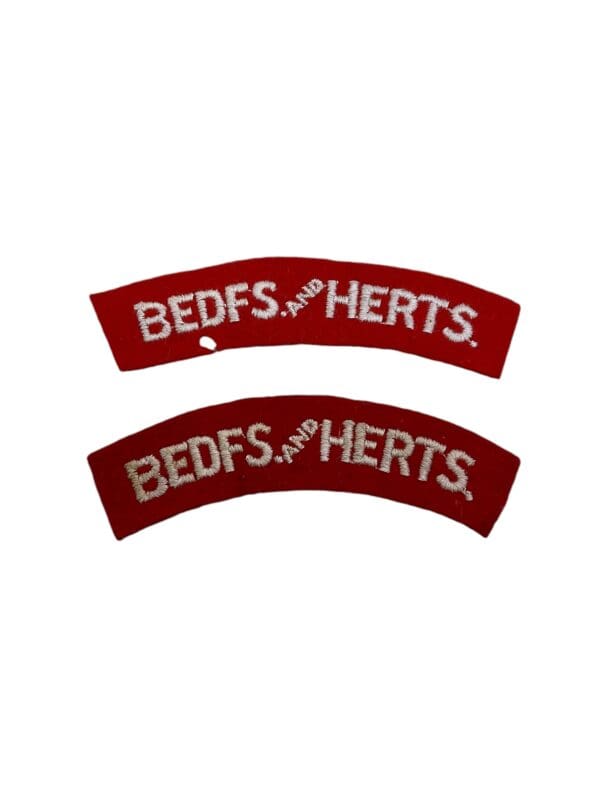 British Bedfordshire and Hertsfordshire Shoulder Titles Insignia Pair