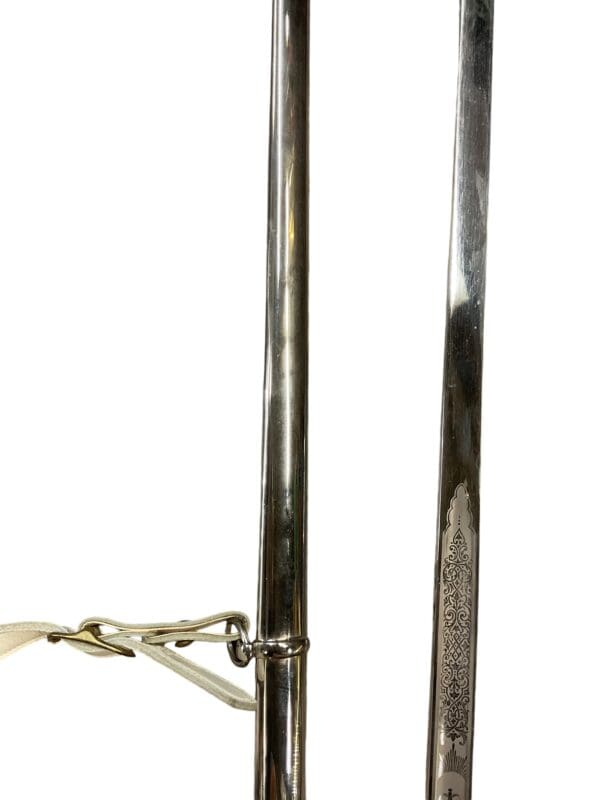 Canadian Forces 1897 Pattern Infantry Officers Sword E2R with Belt RCR - Image 12