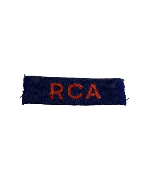 WW2 Canadian RCA Artillery British Made Shoulder Title Insignia Single