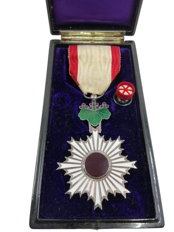 WW2 Japanese Order of the Rising Sun 6th Class in Box