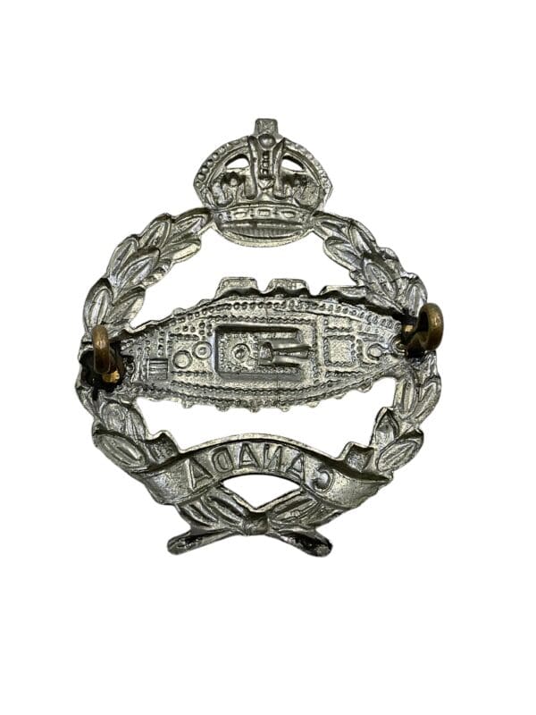 WW2 Canadian Armoured Corps Cap Badge