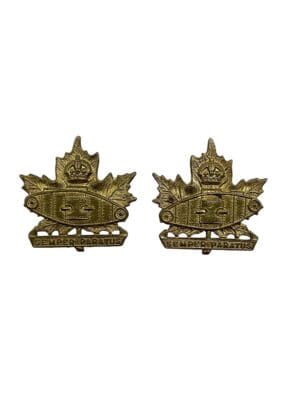 Canadian Windsor Regiment Collars Insignia Pair