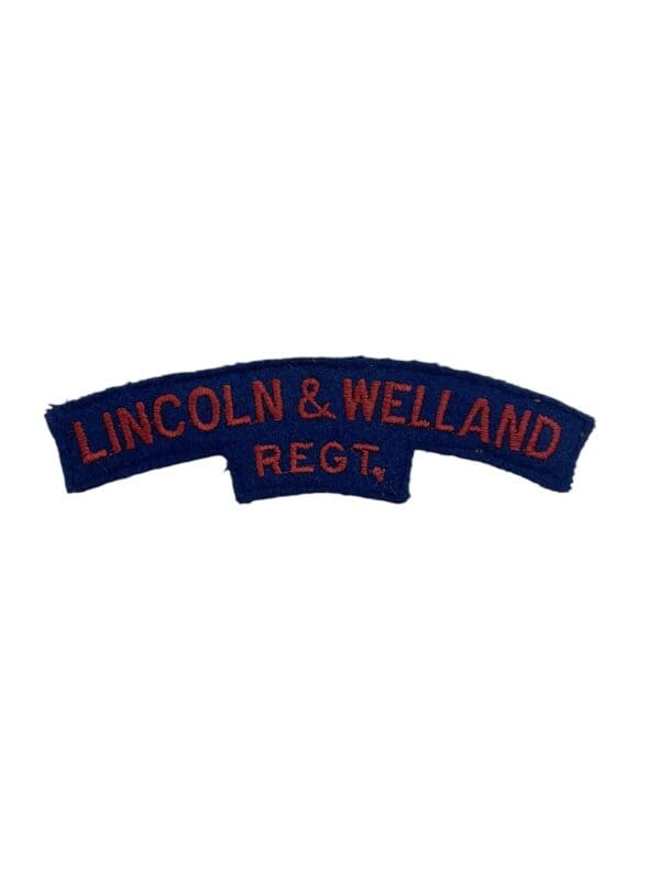 WW2 Canadian Lincoln and Welland Regiment Shoulder Title Insignia Single