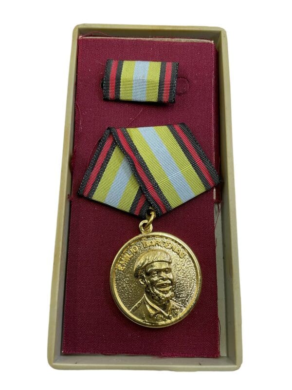 Cuba Cuban Emilio Carcenas Medal for 25 Years Civilian Service in Support of the Military