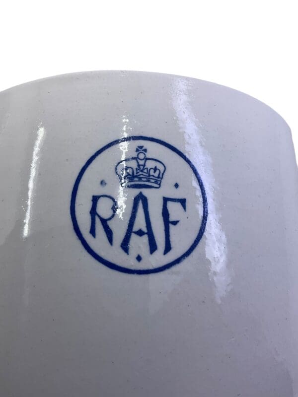 WW2 British RAF Tea Mug - Image 5