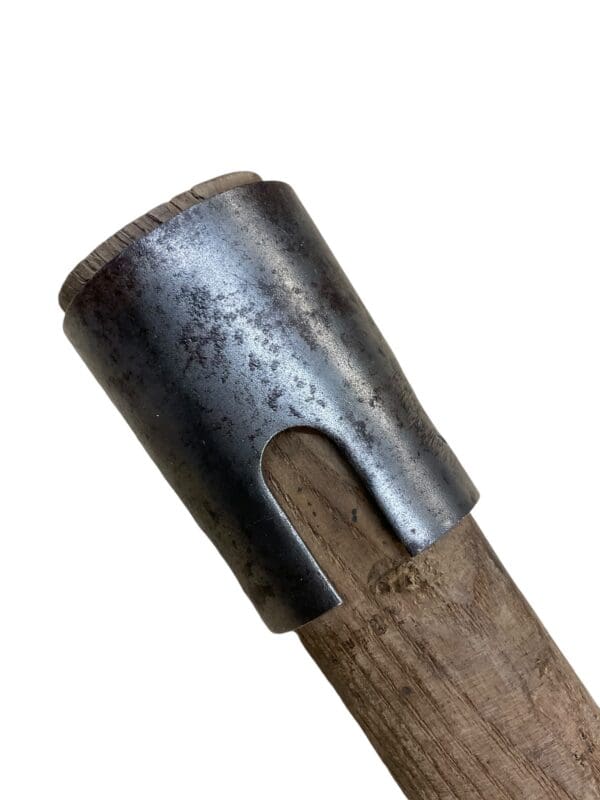 WW2 British Entrenching Tool Handle With Bayonet Lug Broad Arrowed Dated 1945 - Image 4