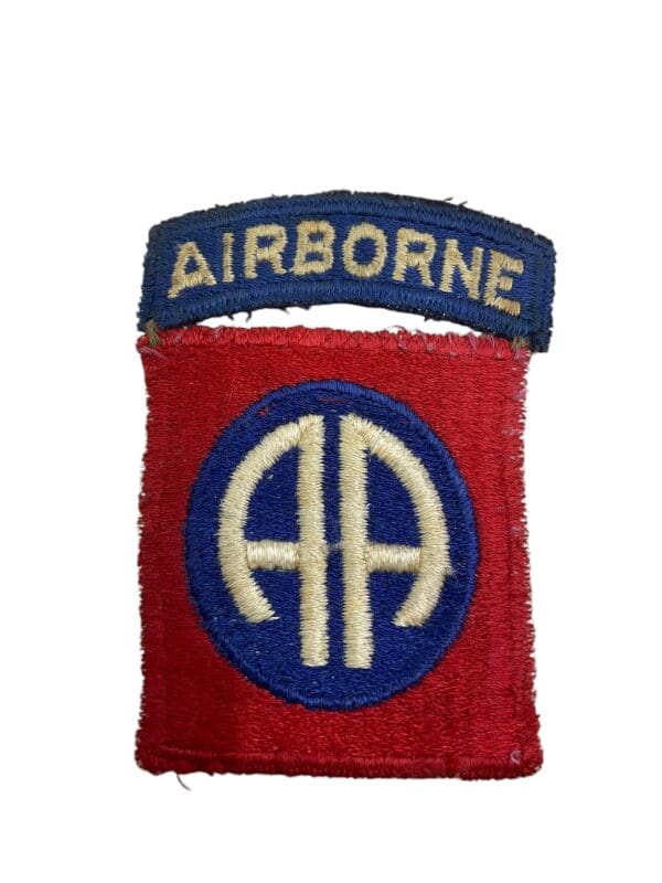 WW2 US 82nd Airborne SSI Shoulder Sleeve Insignia Snow Back Single