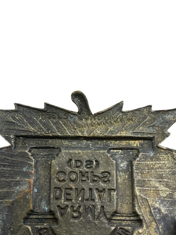 WW1 Canadian CEF Army Dental Corps Cap Badge PEELS LONDON MAKER - Image 3