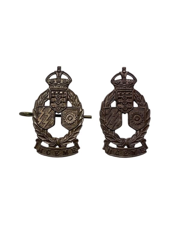 WW2 Canadian RCEME Electrical Mechanical Engineers Collars Insignia Pair