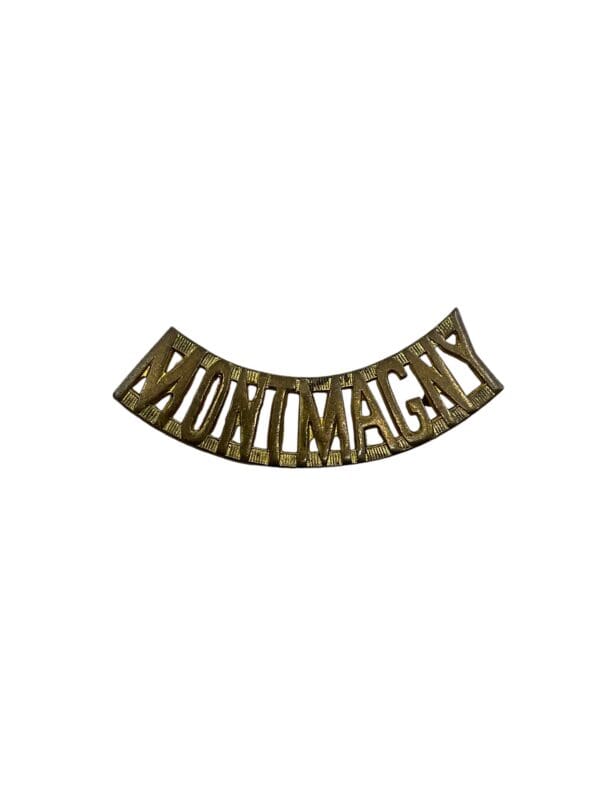 WW2 Canadian Montmagny Regiment Brass Shoulder Title Insignia Single