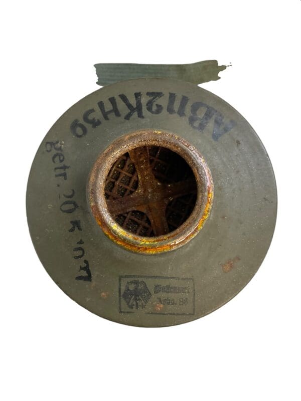 WW2 German Early GM30 Gas Mask With Filter - LuftSchutz Marked - Image 10