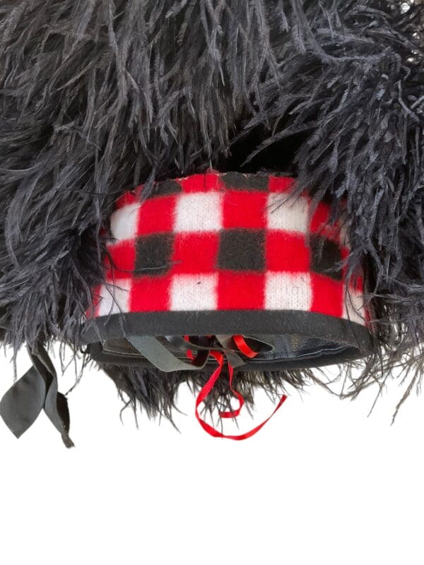 British Scottish Red White Black Diced Feather Bonnet Size 7 - Image 8