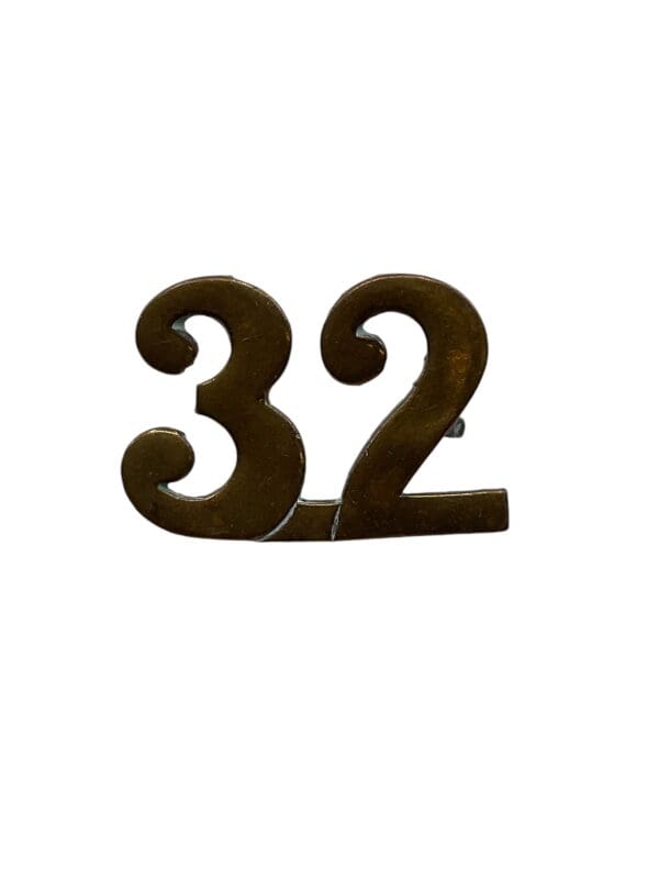 Canadian Militia 32nd Bruce Shoulder Numbers Insignia Single