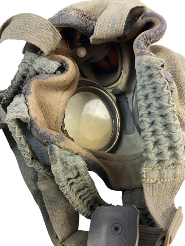 WW2 German GM30 Gas Mask – No Filter - Image 10