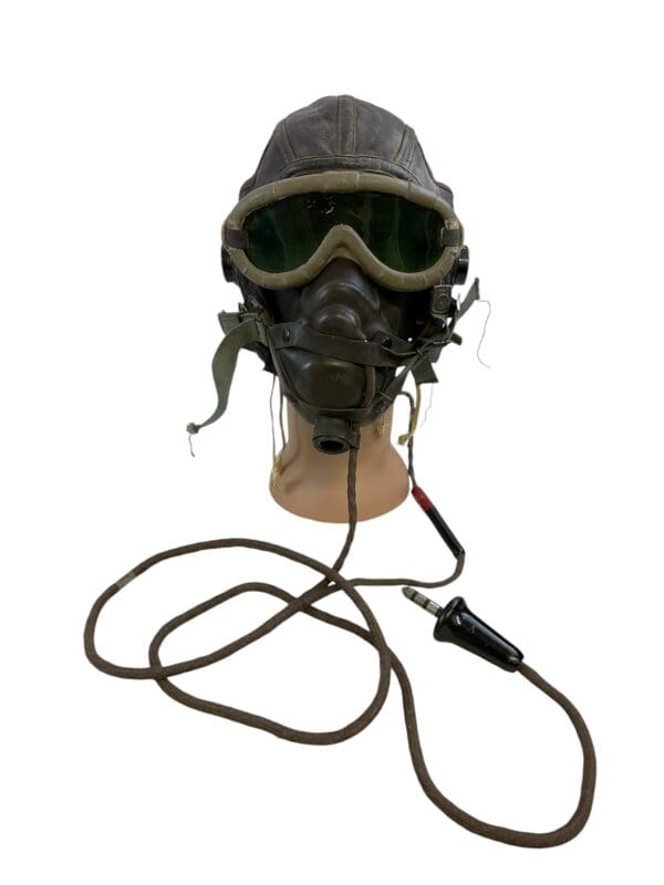 WW2 US USAAF A-11 Leather Pilots Helmet with A-14 Oxygen Mask Polaroid 1021 Goggles