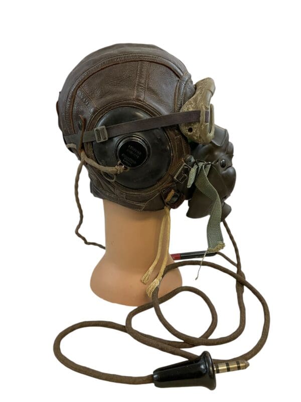 WW2 US USAAF A-11 Leather Pilots Helmet with A-14 Oxygen Mask Polaroid 1021 Goggles - Image 19