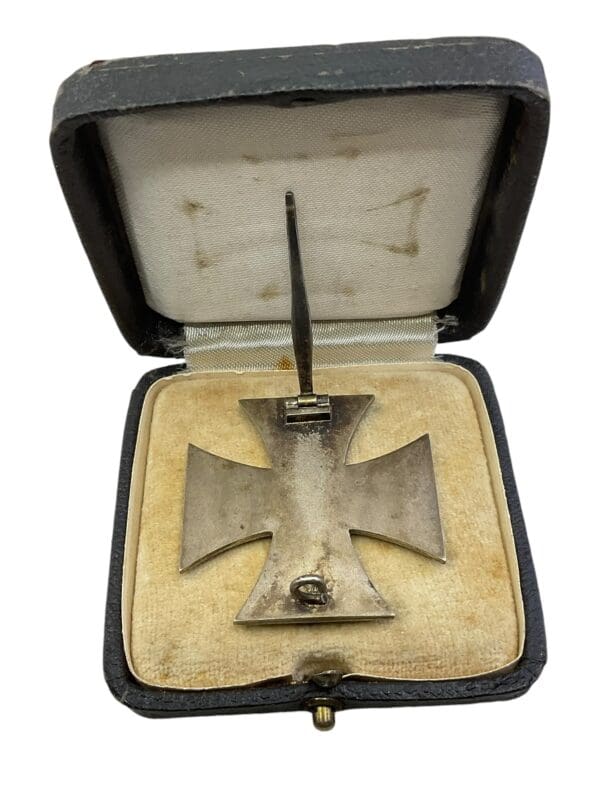 WW2 German Iron Cross 1st Class in Case - Image 3