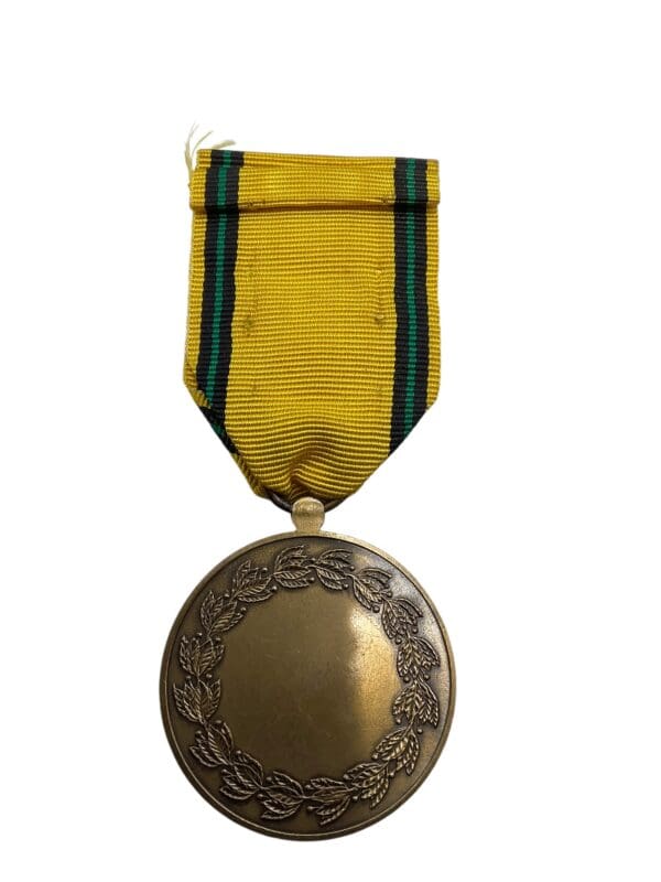 Belgian Commemorative Medal for Foreign Operations or Missions Full Size Medal - Image 2