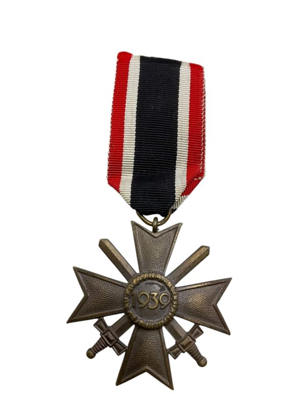 WW2 German War Merit Cross with Swords 2nd Class Maker 100 Wächtler & Lange Mittweida - Image 2