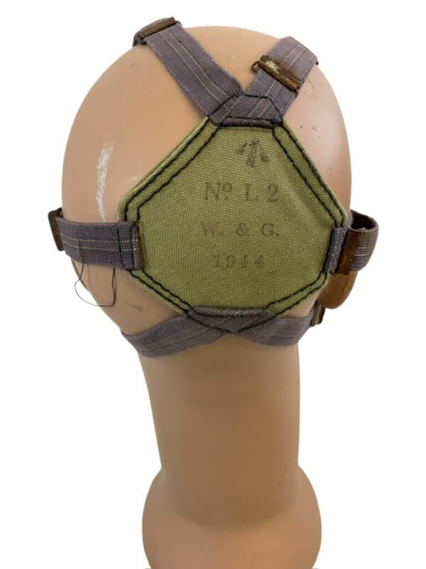 WW2 British Army Light Respirator Dated 1944 - Image 4