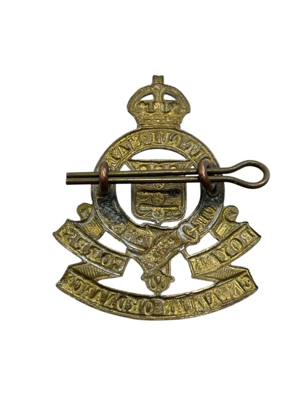 WW2 Royal Canadian Ordnance Corps Cap Badge - Image 2