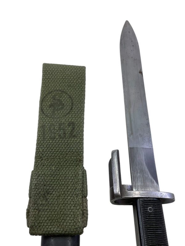 Belgian Belgium FAL Type A Bayonet with Canadian Frog - Image 3