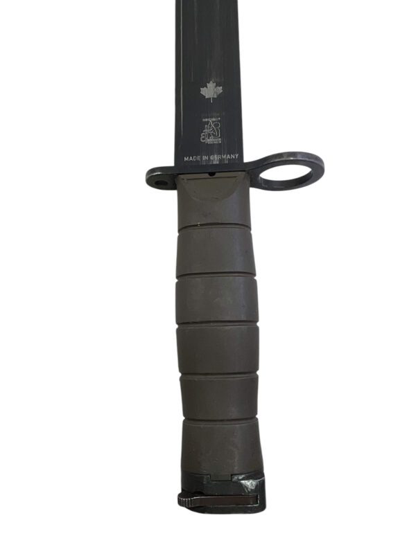 Canadian Forces Eickhorn Bayonet with Scabbard - Image 4