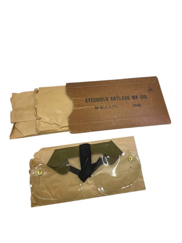 WW2 Canadian Army Eyeshield Anti-Gas Dated 1943