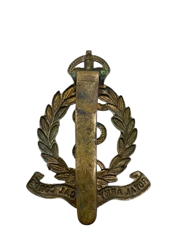 WW2 British Royal Army Medical Corps RAMC Cap Badge - Image 2