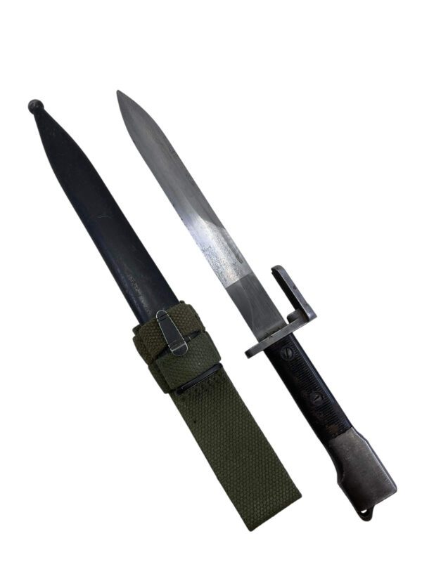 Belgian Belgium FAL Type A Bayonet with Canadian Frog - Image 2