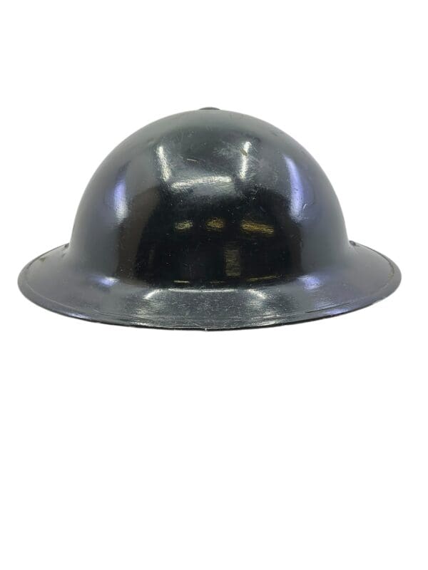 WW2 Canadian Steel Helmet CLC 1942 Dated Size 7 1/8 Black Overpainted - Image 2