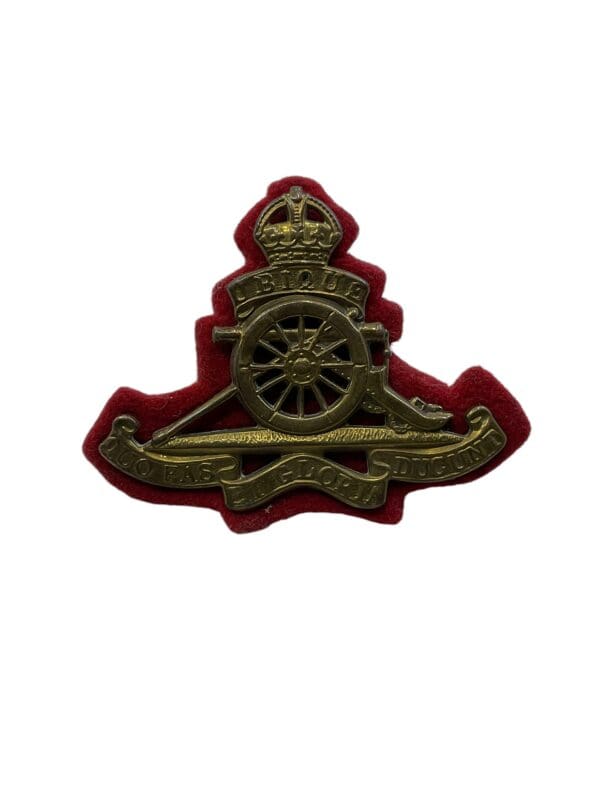 WW2 Canadian RCA Artillery Beret Badge with Red Backing