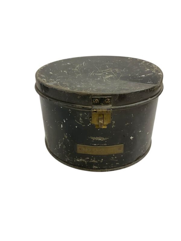 WW2 Canadian Navy RCN Hat Tin