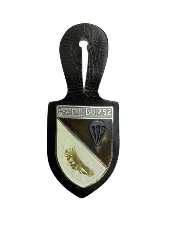 German Airborne Fallschirmjäger Italian 252 Pocket Fob