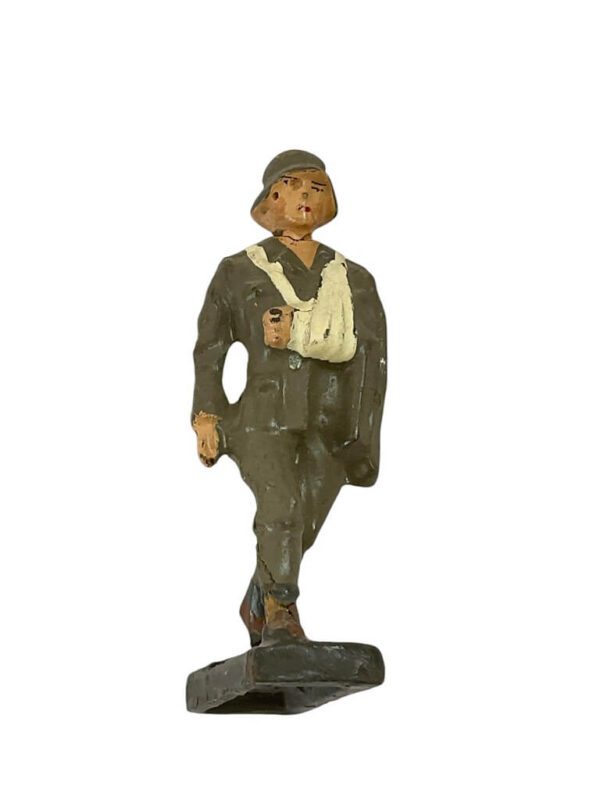 WW2 German Army Heer Man With Wounded Arm Lineol Toy Soldier